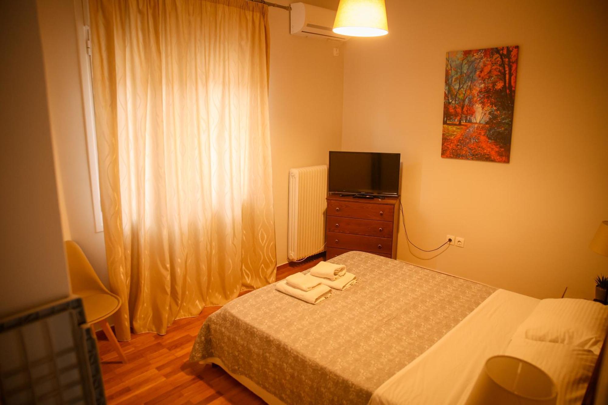 Mairas House Collection * Atena